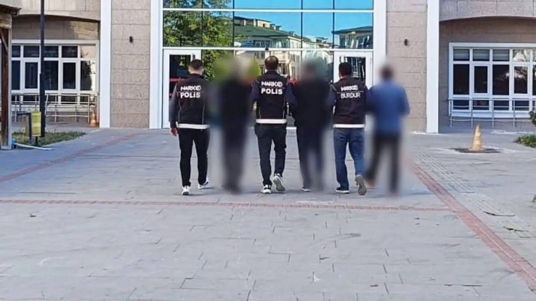 Burdur’da Nefes Kesen Uyuşturucu Operasyonu! 3 Tutuklama 3